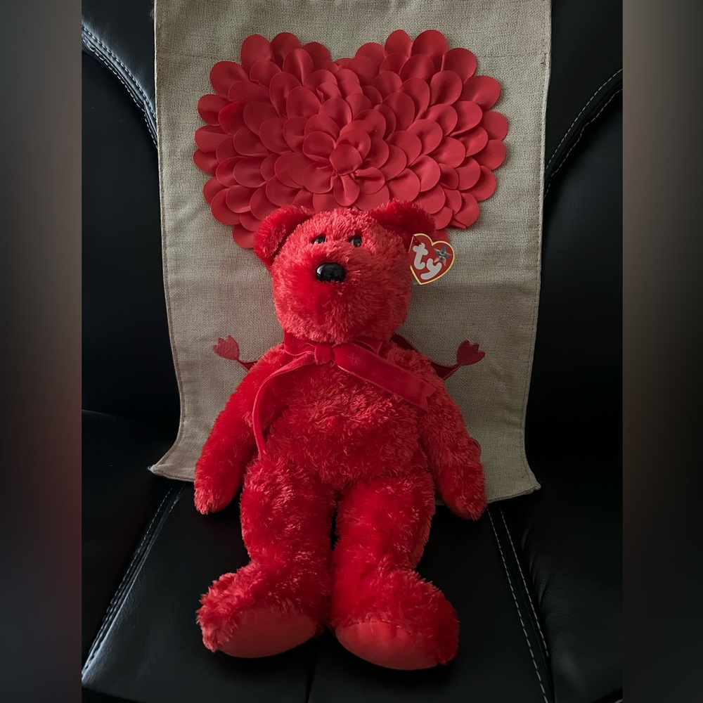 With Tag, 15” ty Red Valentine Beanie Bear